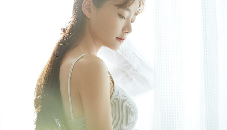 元フジテレビアナウンサー・渡邊渚、最新ビジュアルを公開　多彩な表情に注目集まる