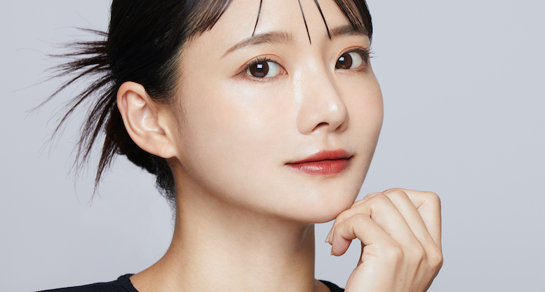 緒方かな子さん、51歳の近影に「30代でもオッケー」の声 ファンから絶賛のコメント殺到