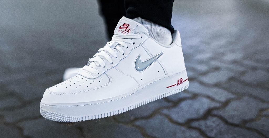 俳優ベン・アフレック(52)、13歳の息子からねだられた“6,000ドルのスニーカー”を却下